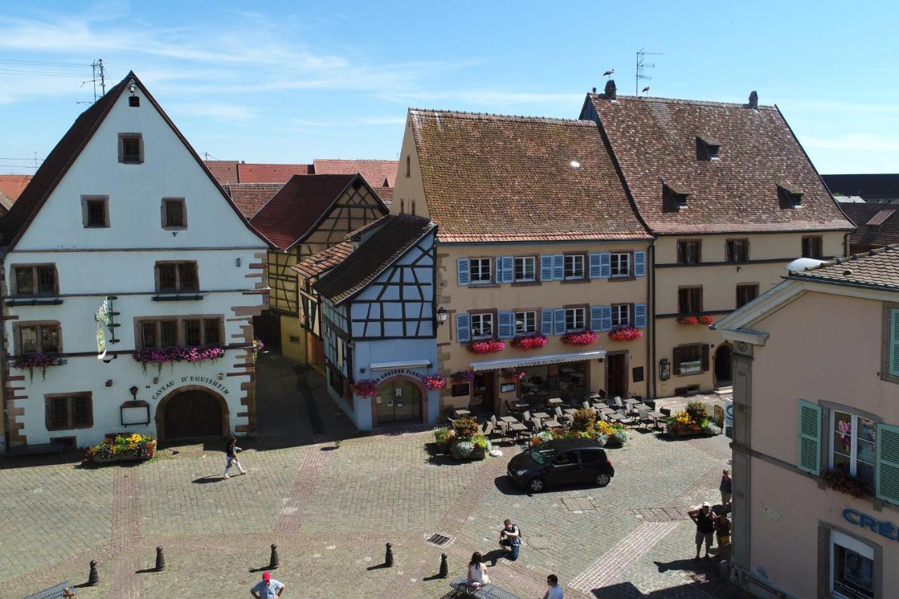 Gîte au château fleuri Eguisheim Quarto foto